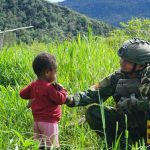 Patroli-Humanis-Marinir-TNI-AL